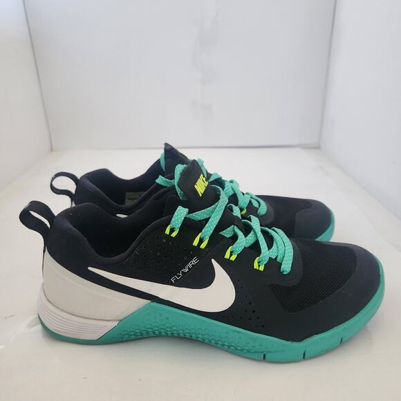 Women's Nike FlyWire 004 Sticky rubber size 7 Teal/Black - Picture 3 of 6